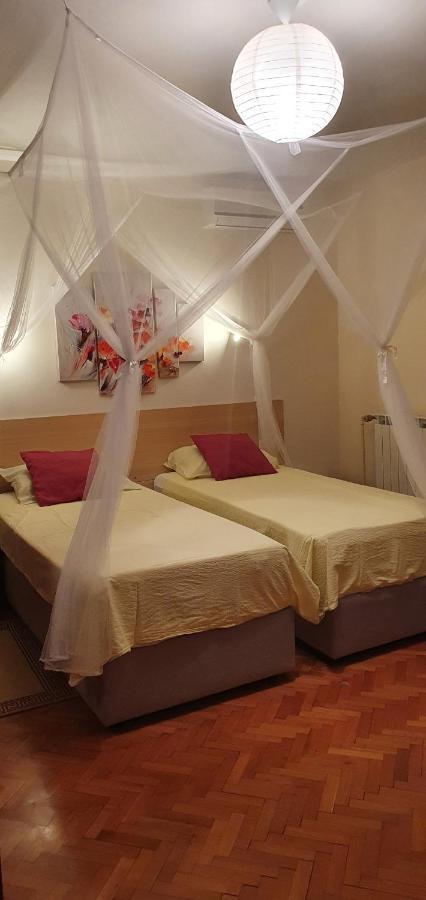 Aneli Rooms & Apartament Rovinj Exterior photo